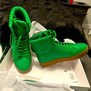 Bitters Veneta sz 11 excellent condition.